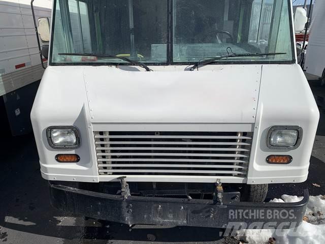 Ford E350 Caminhões de caixa fechada