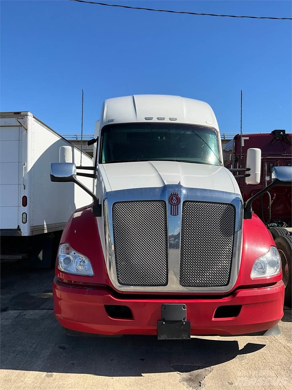 Kenworth T680 Cavalos Mecânicos