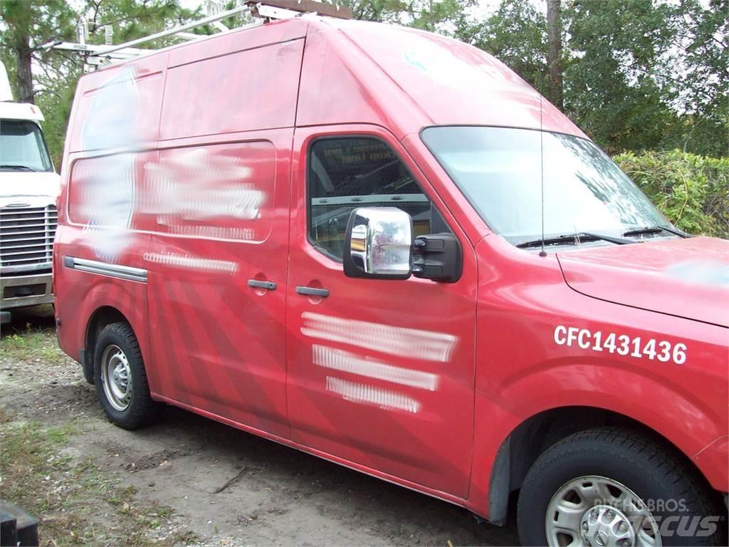 Nissan NV2500 Caixa fechada