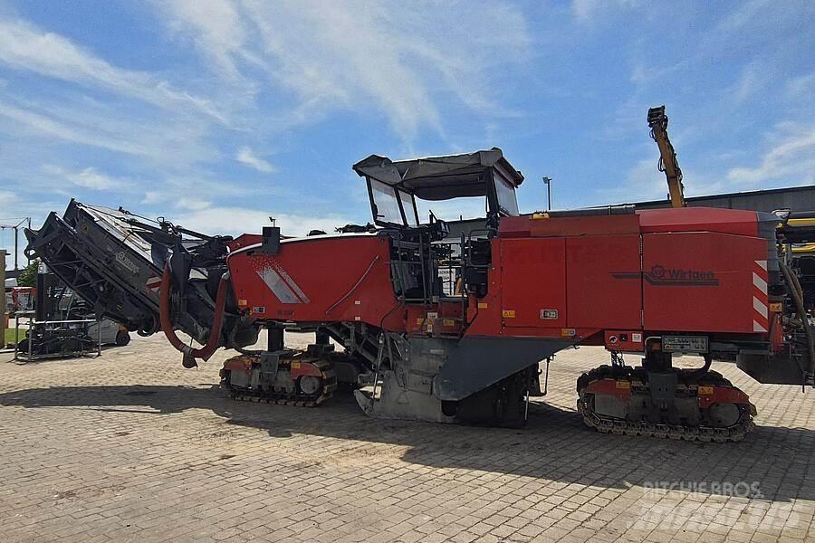 Wirtgen W 250 Moinhos de asfalto a frio