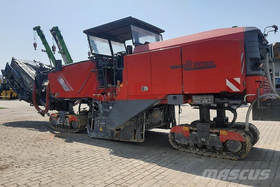 Wirtgen W 250 Moinhos de asfalto a frio