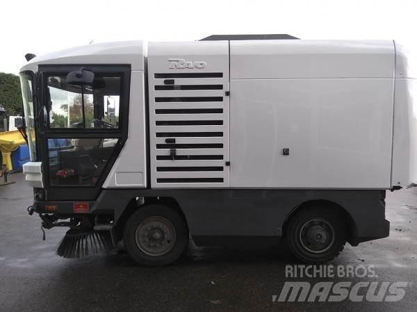 Ravo 530STH Varredoras