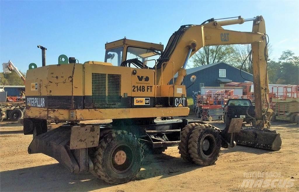 CAT 214B FT Escavadoras de rodas