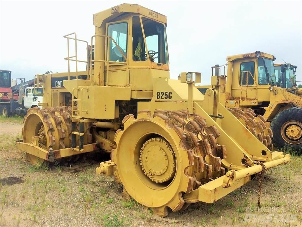 CAT 825C Compactadores para terra