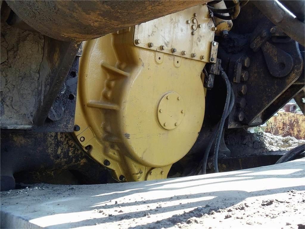 CAT D10N Dozers - Tratores rastos