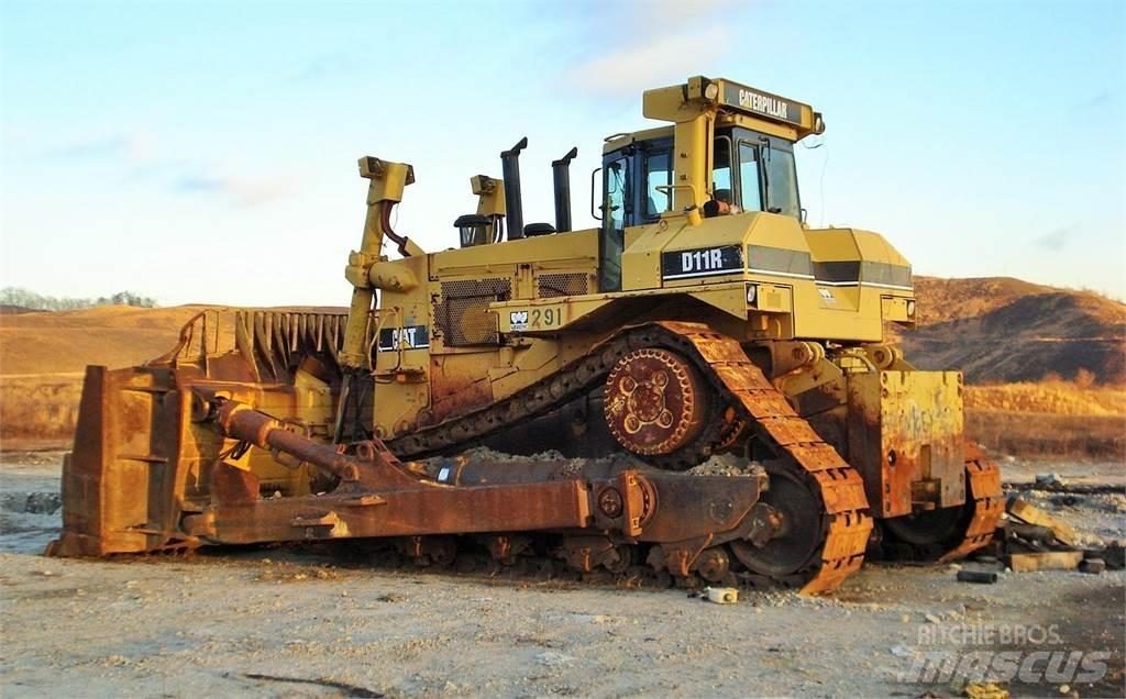 CAT D11R Dozers - Tratores rastos