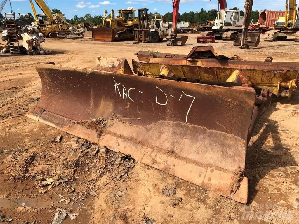 CAT D7 Lâminas