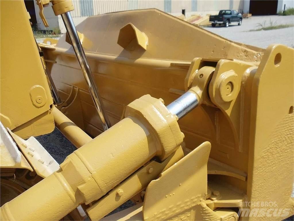 CAT D8N Dozers - Tratores rastos