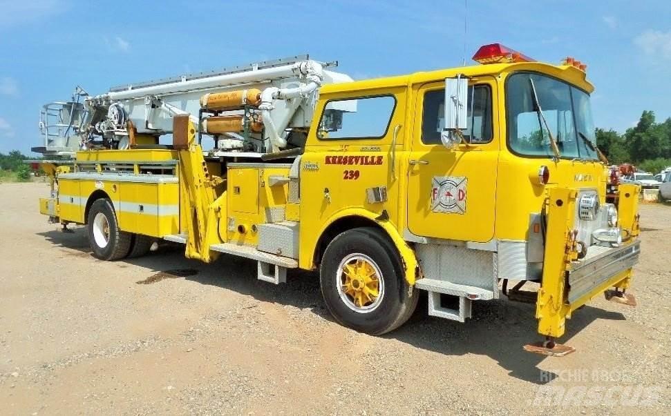 Mack CF685 Caminhões de bombeiros