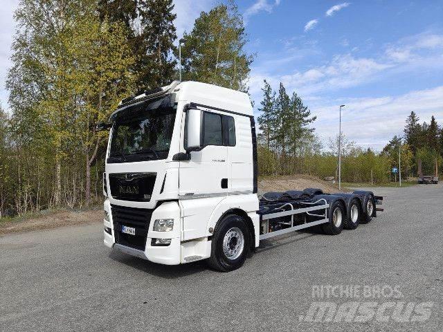MAN TGX 35.580 Camiões de chassis e cabine