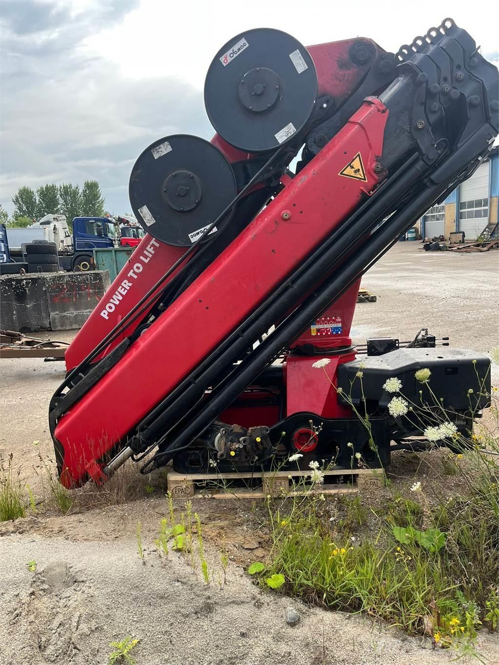 HMF 2620K5 RC Gruas carregadoras