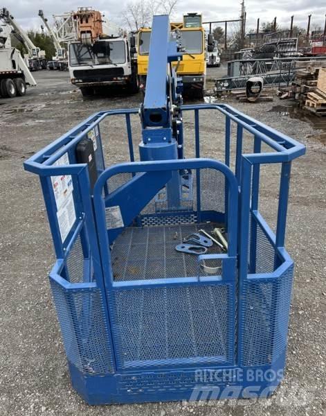 Manitex  Peças e equipamento de gruas