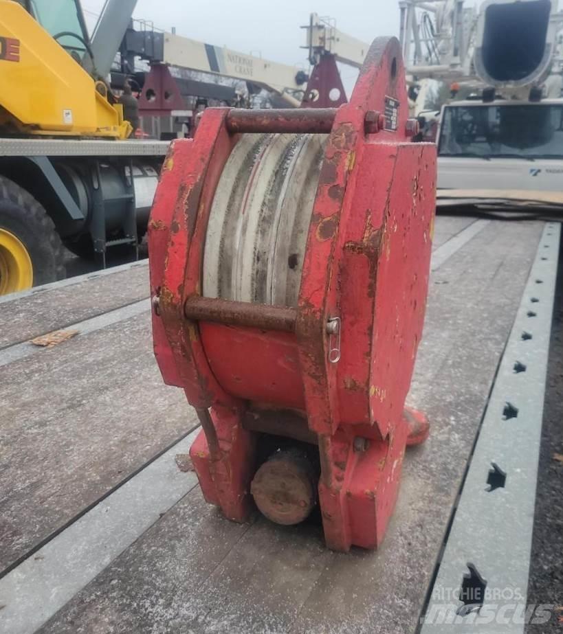 Tadano  Outras gruas