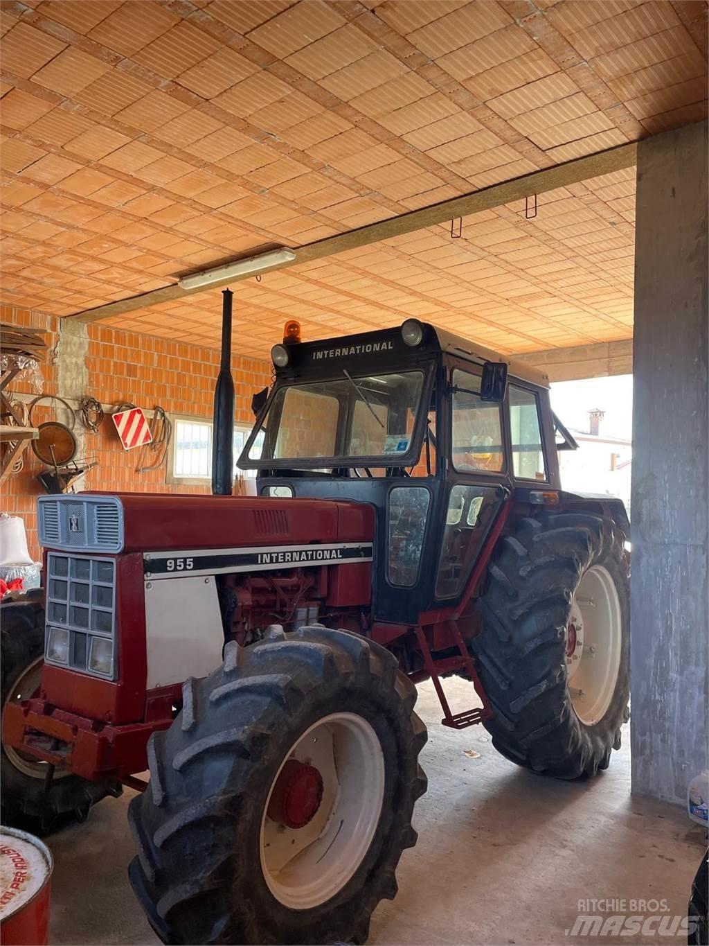 International 955 Tratores Agrícolas usados