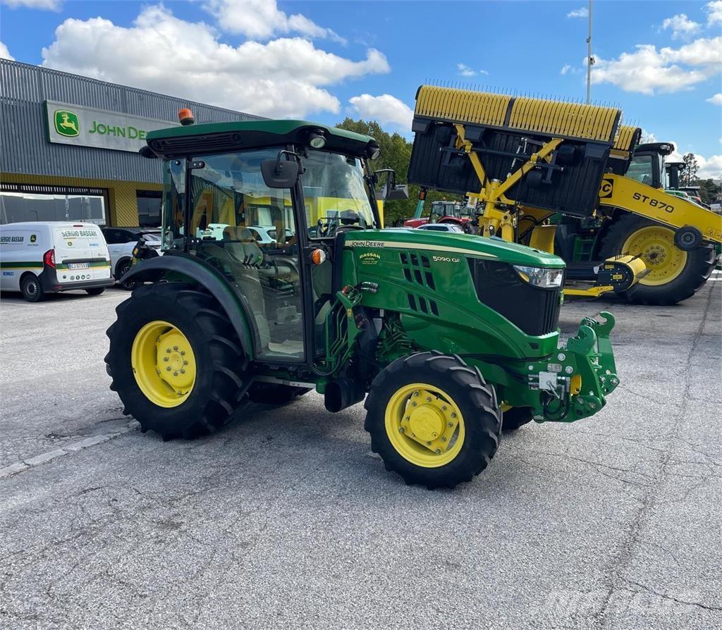 John Deere 5090 GF Tratores Agrícolas usados