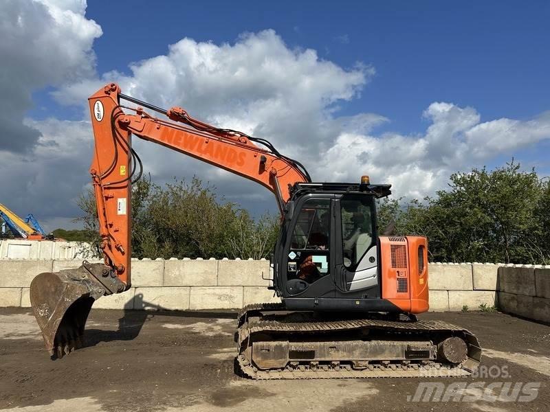 Hitachi ZX135 Escavadeiras de esteiras