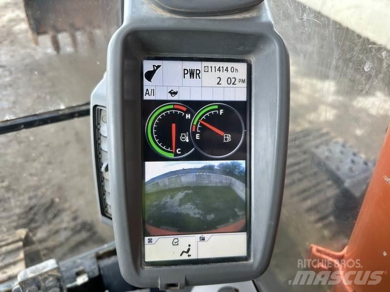 Hitachi ZX135 Escavadeiras de esteiras