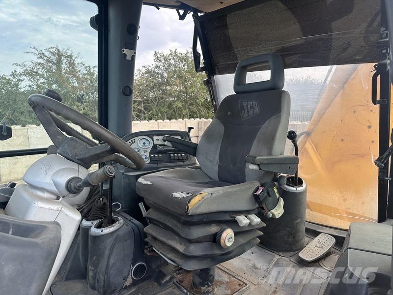JCB 4CX Sitemaster Retroescavadeiras