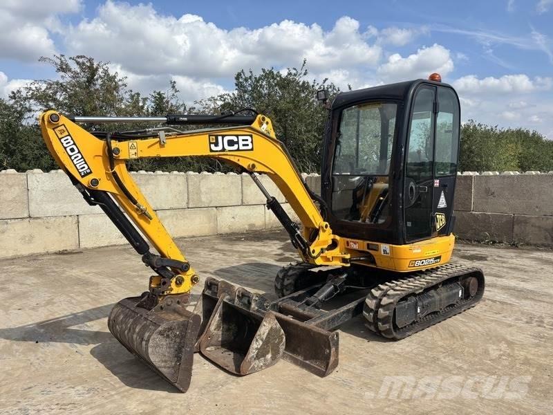 JCB 8025 ZTS Miniescavadeiras