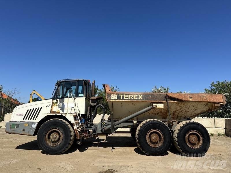 Terex TA250 Caminhões articulados