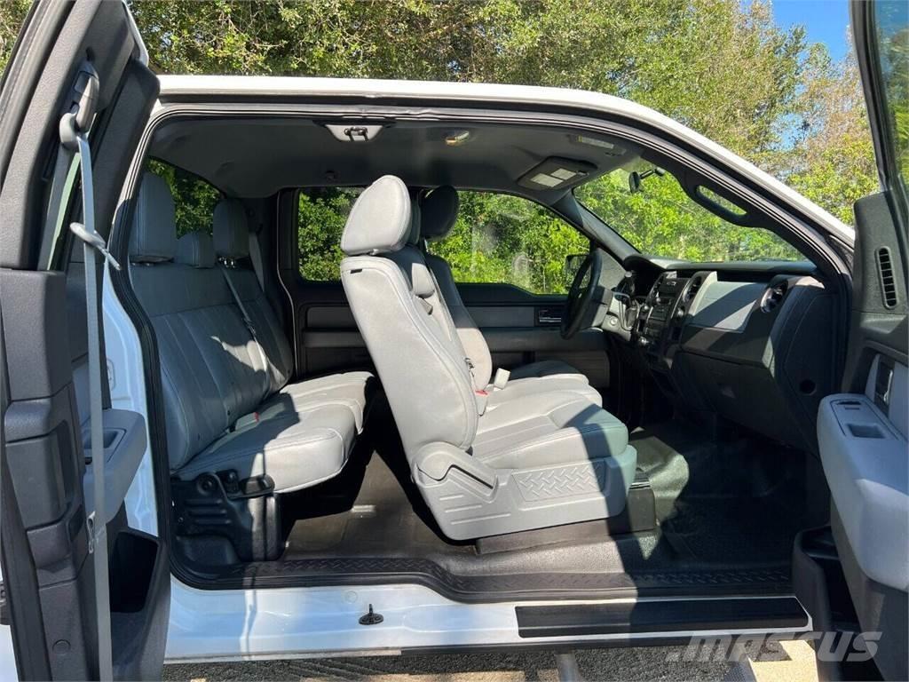 Ford F-150 Pick up de caixa aberta