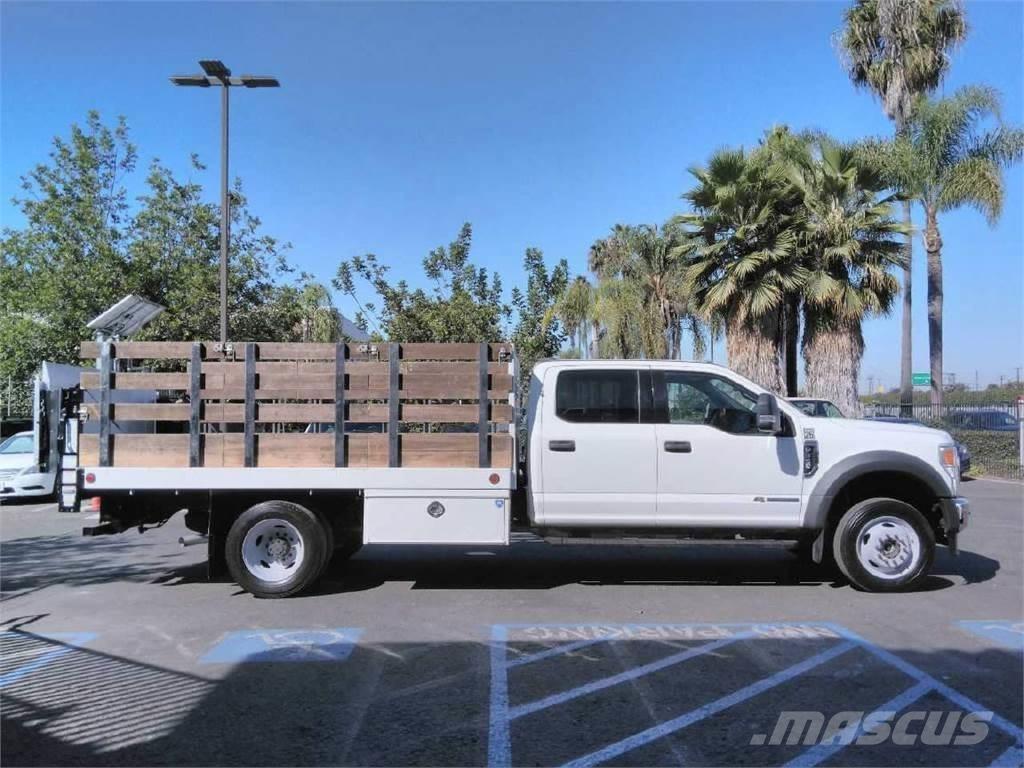 Ford F550 CREW CAB 4 Caminhões de caixa fechada