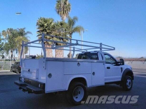 Ford F550 UTILITY BO Caminhões de caixa fechada