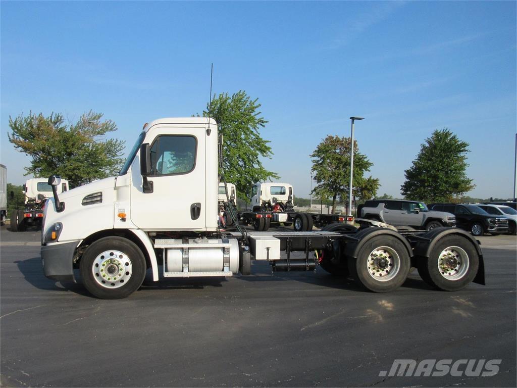 Freightliner Cascadia Cavalos Mecânicos