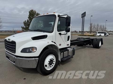 Freightliner M2 106 Cavalos Mecânicos