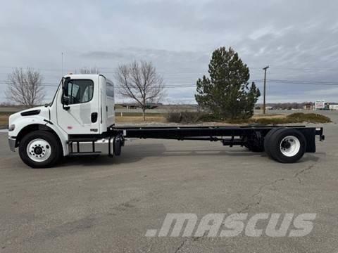 Freightliner M2 106 Cavalos Mecânicos