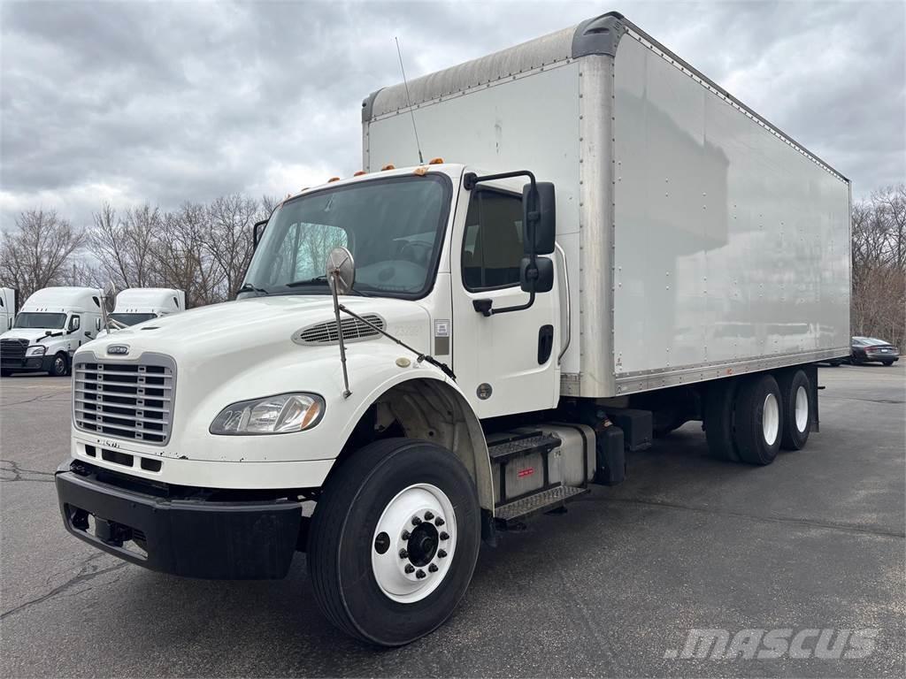 Freightliner M2 106 Caminhões de caixa fechada