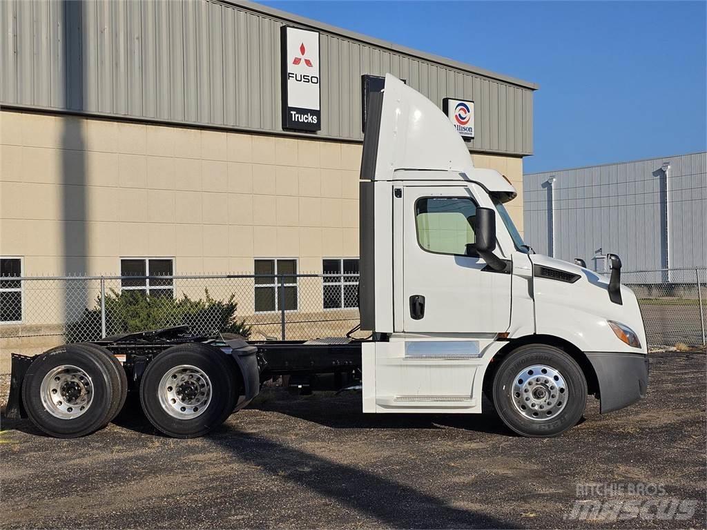 Freightliner PE116DC Cavalos Mecânicos