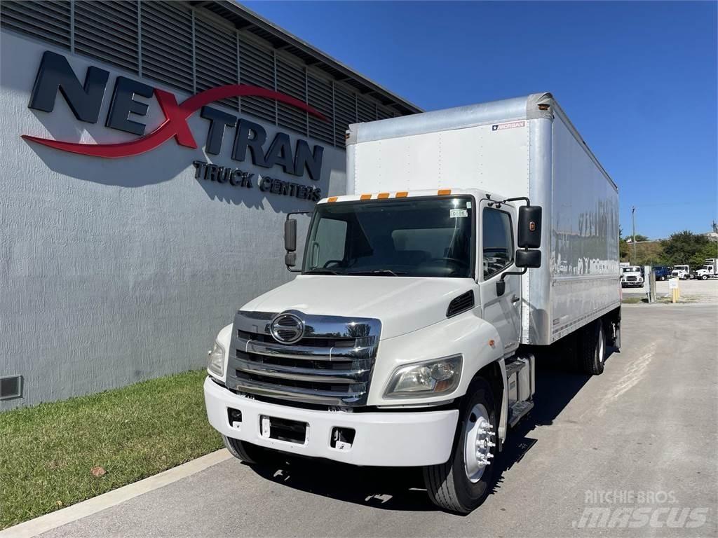Hino 268 Caminhões de caixa fechada
