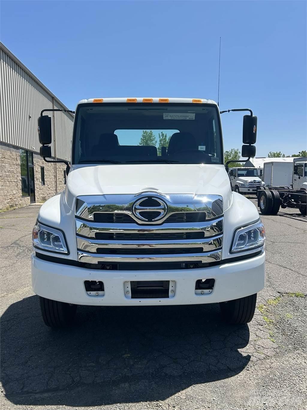 Hino L6 Camiões de chassis e cabine
