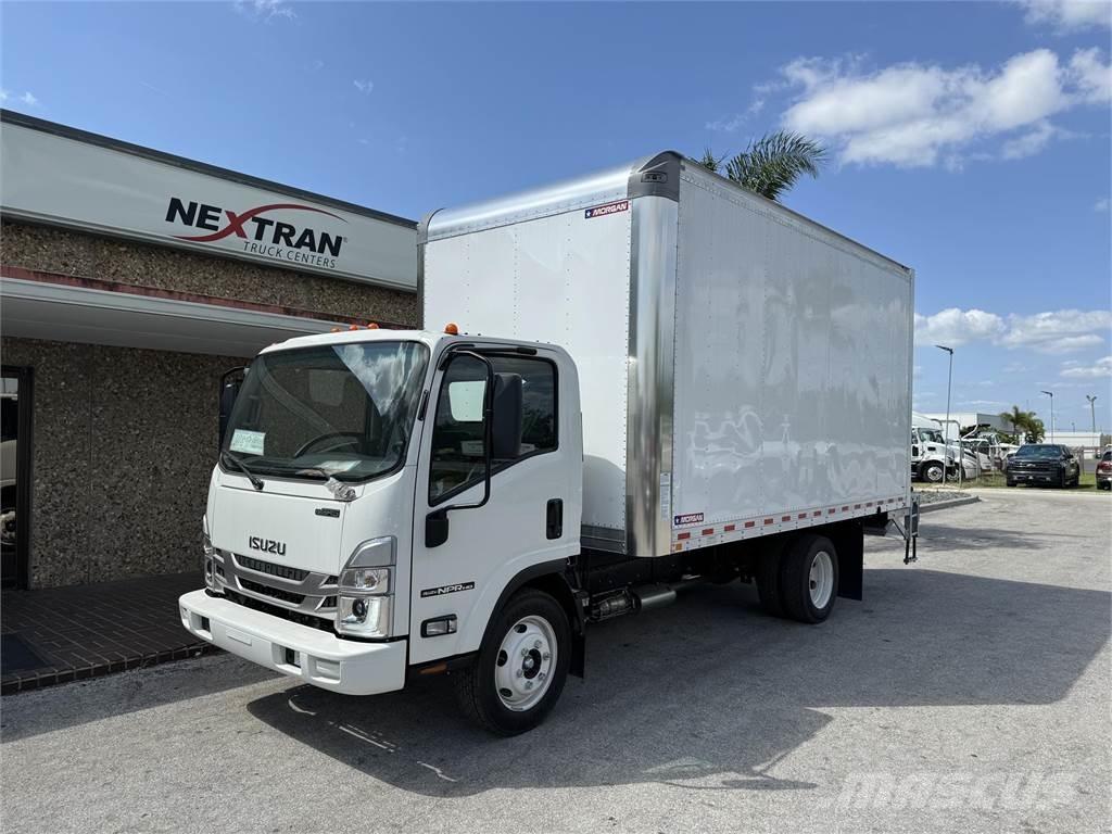 Isuzu NPR-1F304 Caminhões de caixa fechada