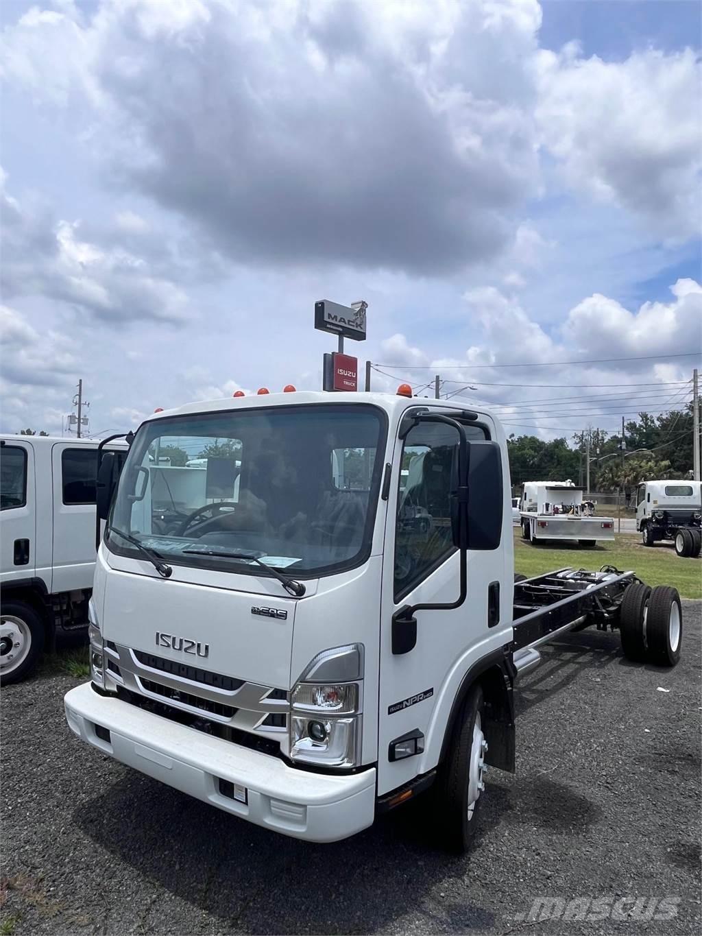 Isuzu NPR-1F404 Camiões de chassis e cabine