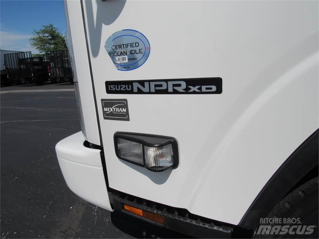 Isuzu NPR DIESEL Caminhões de caixa fechada
