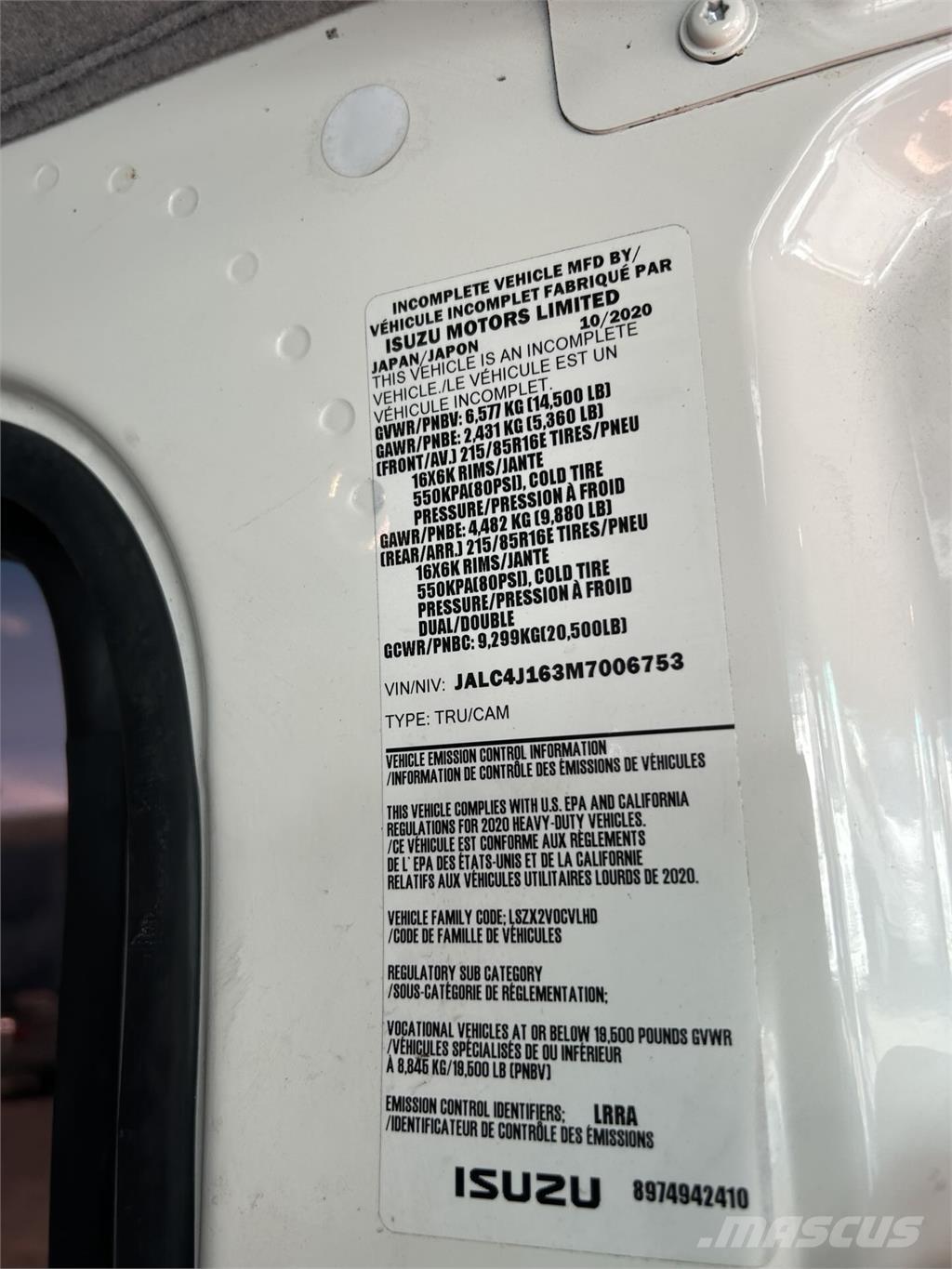 Isuzu NPR HD DC Camiões de chassis e cabine