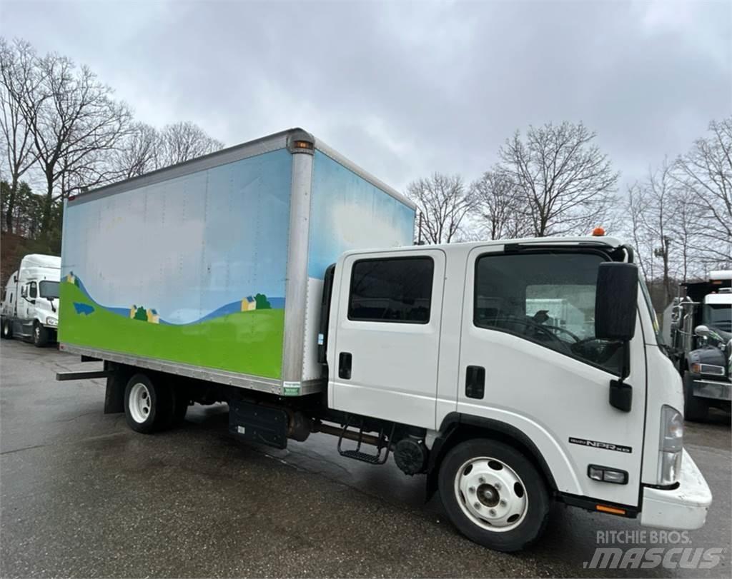 Isuzu NPR XD DC Caminhões de caixa fechada