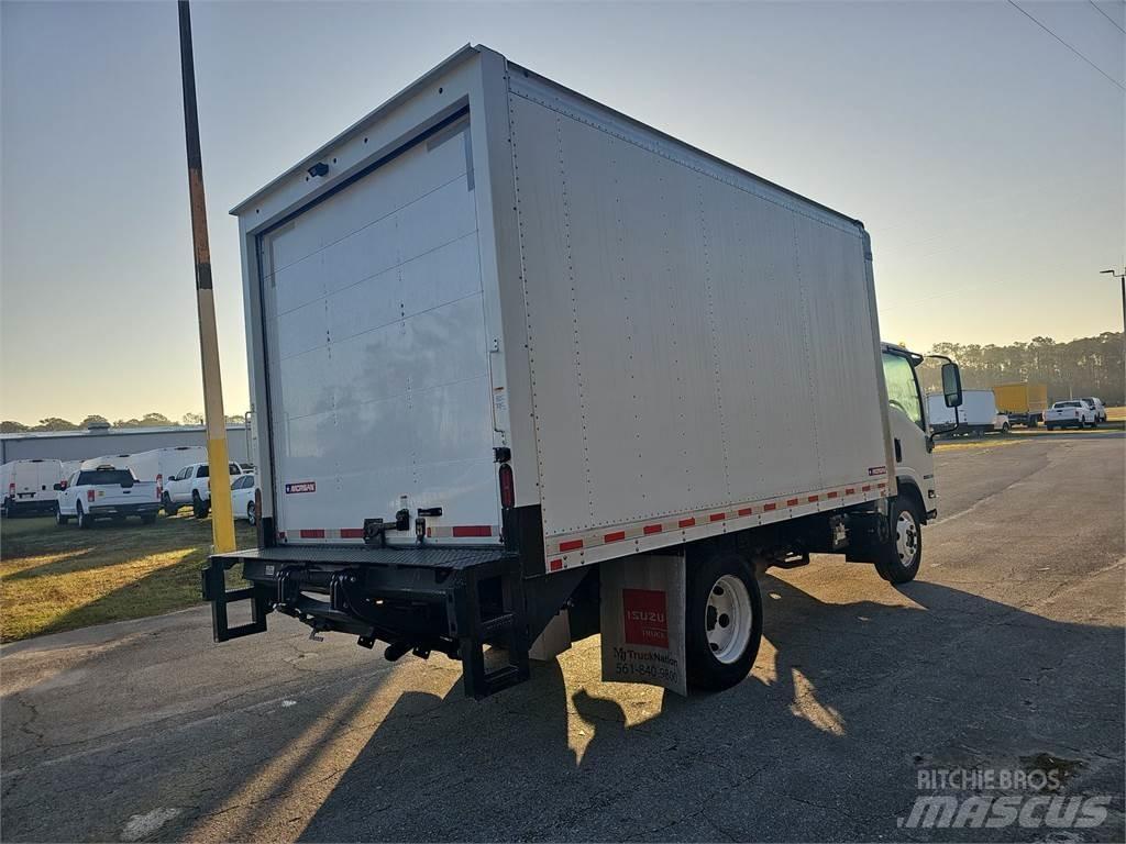 Isuzu NQR Caminhões de caixa fechada