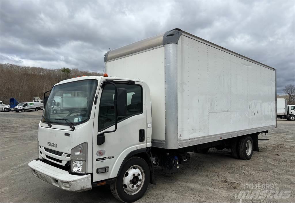 Isuzu NQR Caminhões de caixa fechada