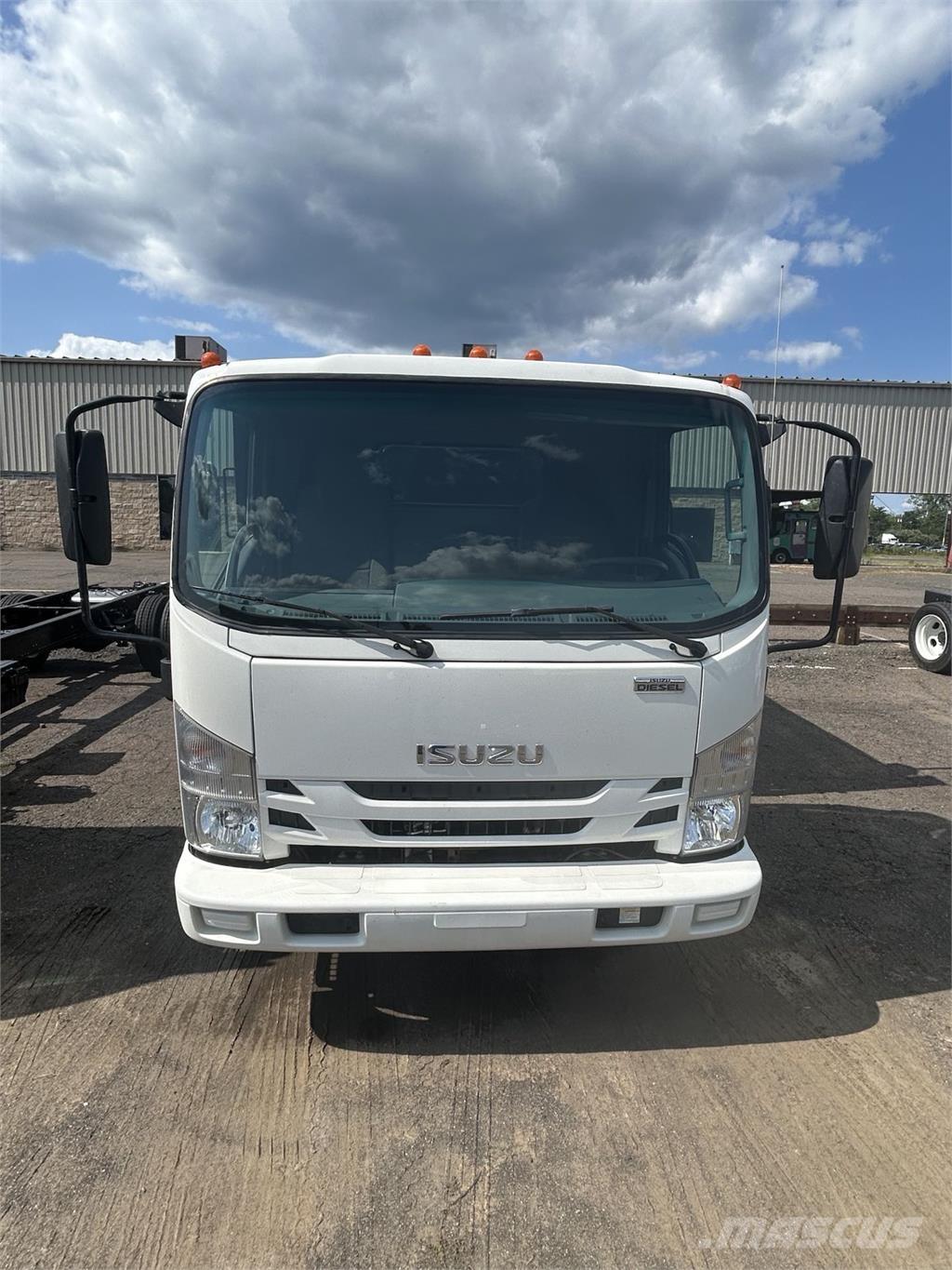 Isuzu NQR Camiões basculantes
