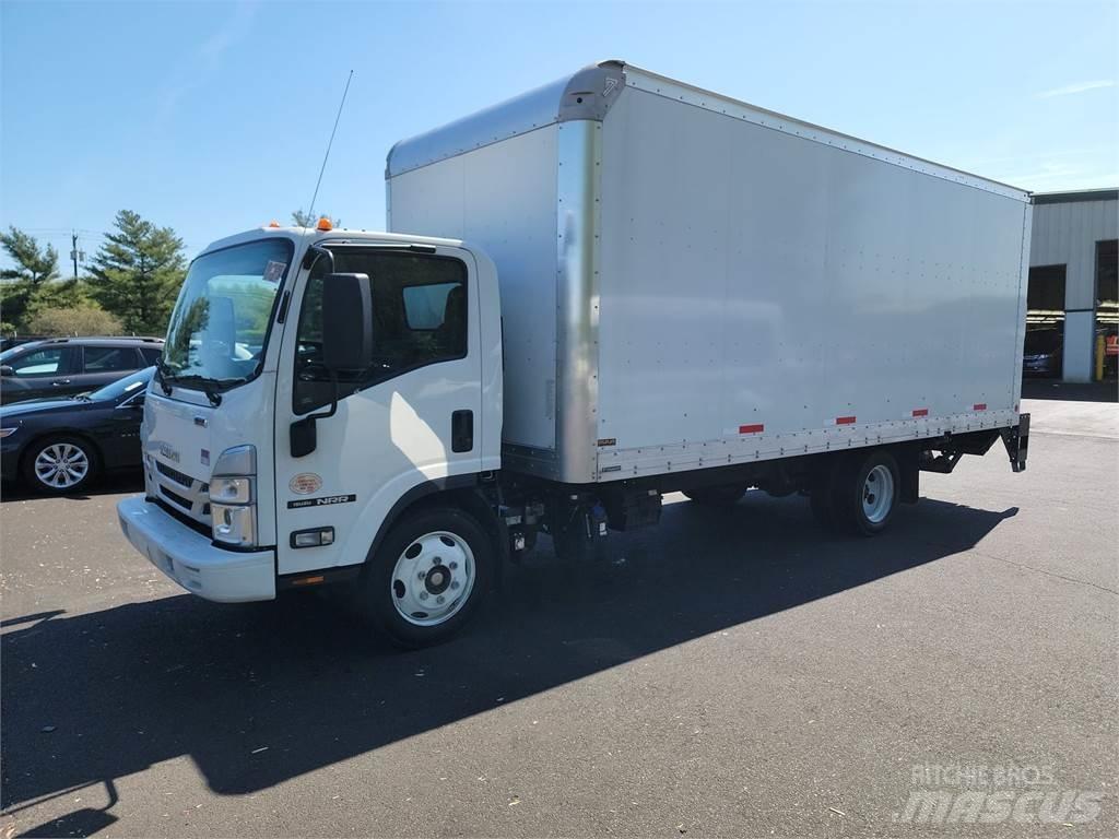 Isuzu NRR Caminhões de caixa fechada
