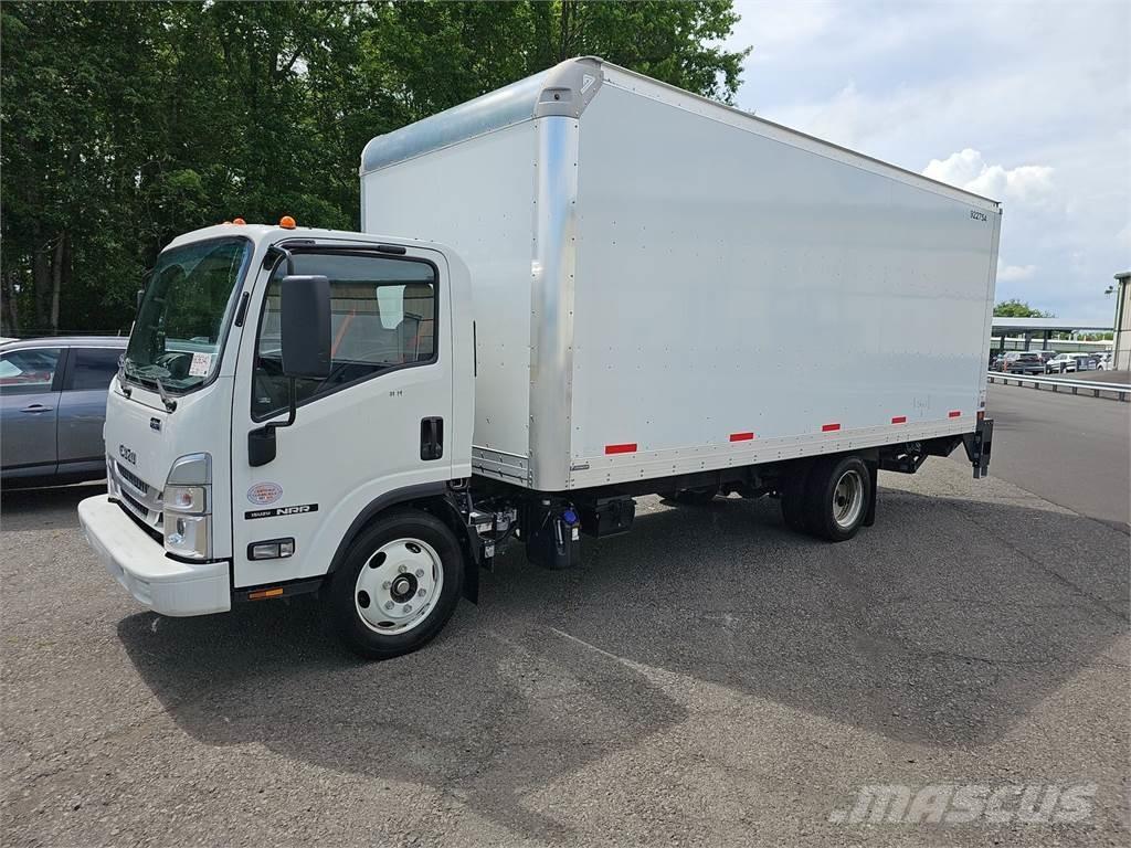 Isuzu NRR Caminhões de caixa fechada