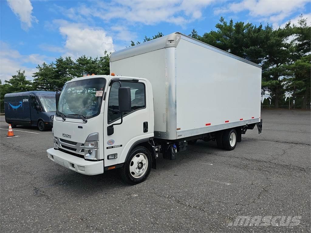 Isuzu NRR Caminhões de caixa fechada