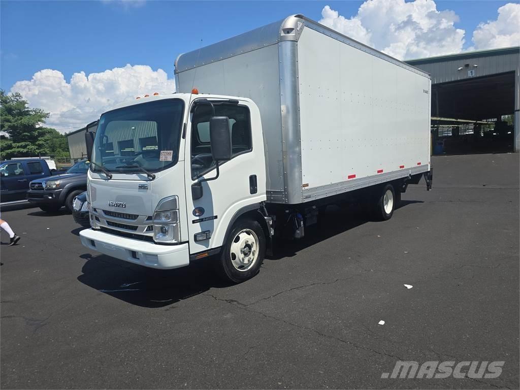 Isuzu NRR Caminhões de caixa fechada