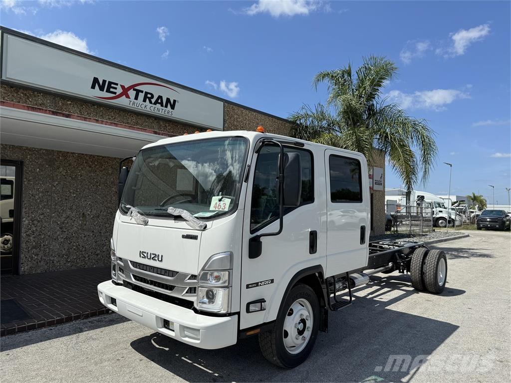 Isuzu NRR-1V404 Camiões de chassis e cabine