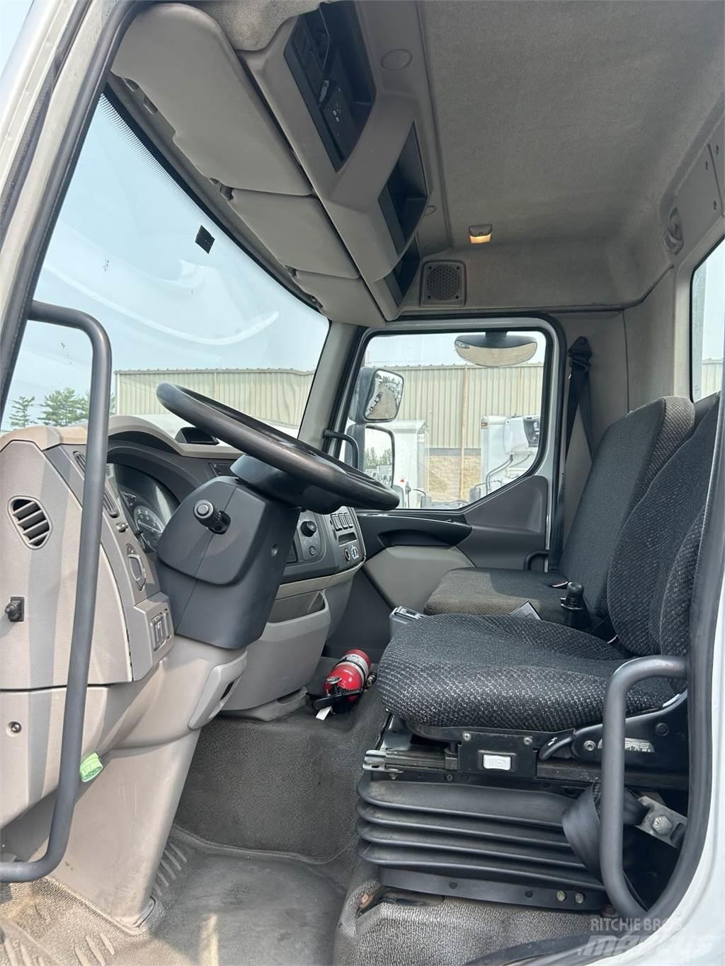 Kenworth K270 Camiões de chassis e cabine