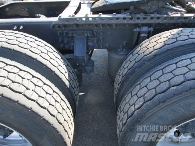 Mack AN64T Cavalos Mecânicos
