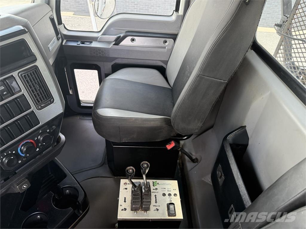 Mack GR64B Outros Camiões